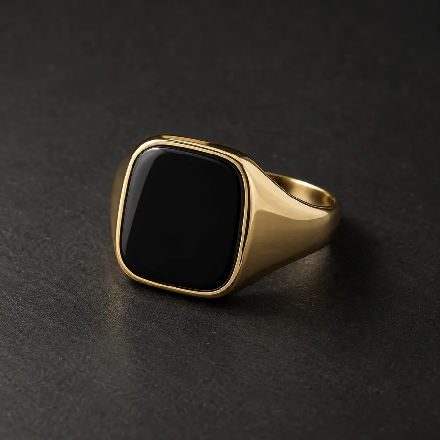 Noir Onyx Signet